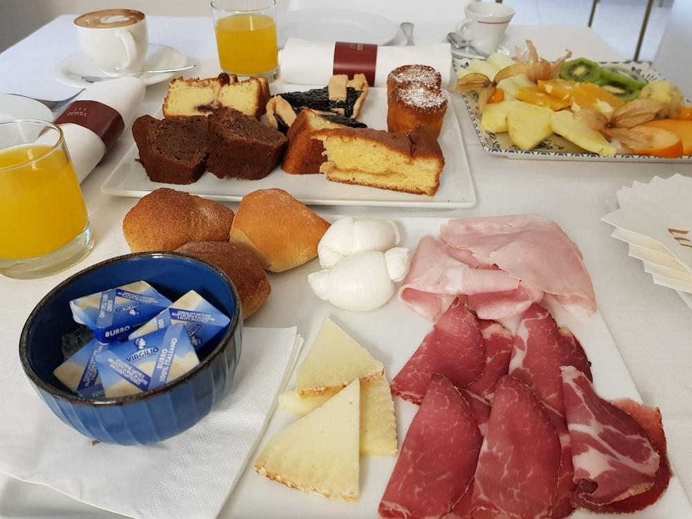 Dimora Intini Hotell Noci Exteriör bild